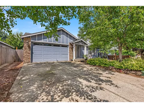13802 NE 33rd Cir, Vancouver, WA 98682