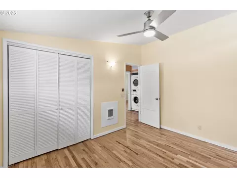 Bedroom - 2485 Jackson St, Eugene, OR 97405 photo 10 of 11