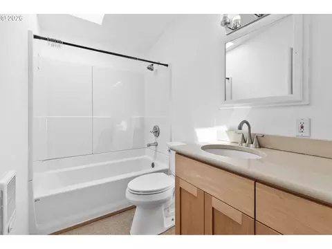 Bath - 2485 Jackson St, Eugene, OR 97405 photo 1 of 2