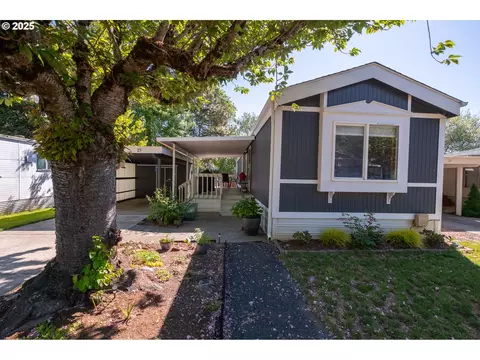 1652 Wiltsey Rd #27, Salem, OR 97306