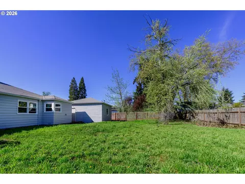 265 Baxter St, Eugene, OR 97402 photo 32