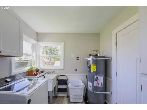 265 Baxter St, Eugene, OR 97402 photo 15
