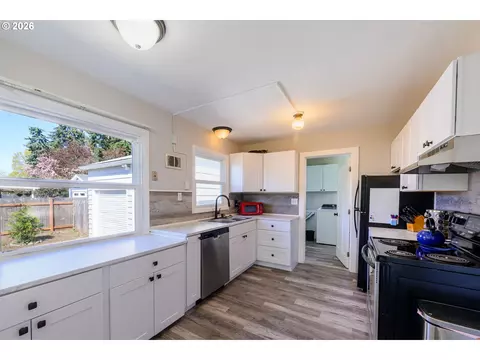 265 Baxter St, Eugene, OR 97402 photo 12
