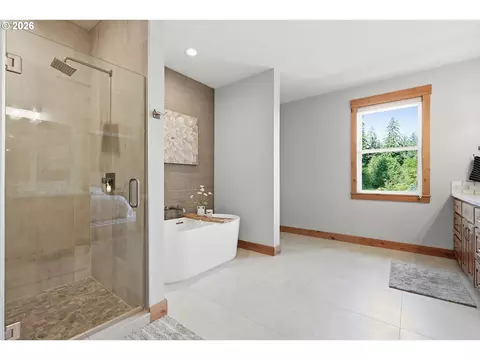 Bath - 13111 SE Dutton Dr, Sandy, OR 97055 photo 1 of 4