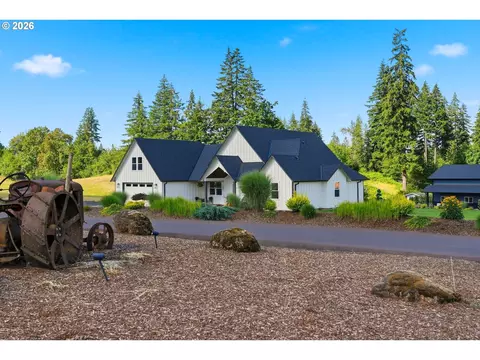 Exterior - 13111 SE Dutton Dr, Sandy, OR 97055 photo 4 of 5