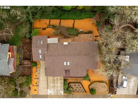 View/Area - 2323 W 28th Ave, Eugene, OR 97405 photo 1 of 1
