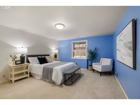 Bedroom - 2323 W 28th Ave, Eugene, OR 97405 photo 1 of 6
