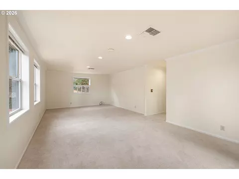 Living - 2323 W 28th Ave, Eugene, OR 97405 photo 6 of 6