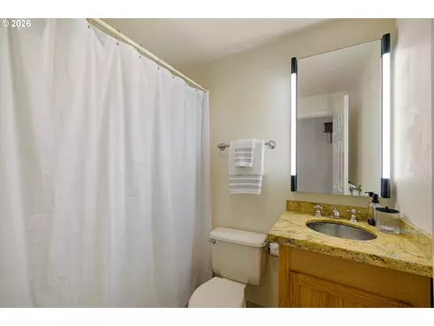 Bath - 2323 W 28th Ave, Eugene, OR 97405 photo 1 of 7