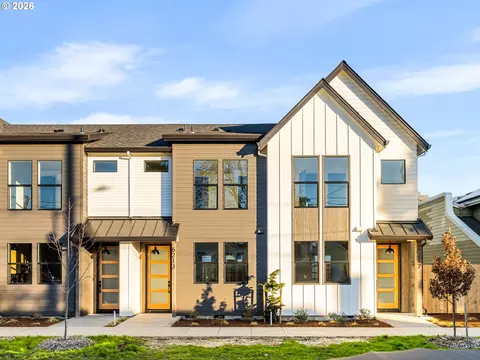 6213 NE Stanton St, Portland, OR 97213