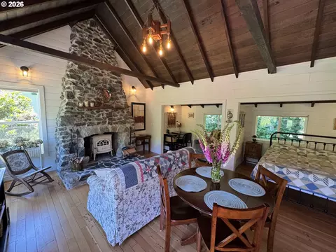 Living - 9959 Sweet Creek Rd, Mapleton, OR 97453 photo 3 of 3