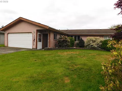 1100 NW Warrenton Dr #349, Warrenton, OR 97146