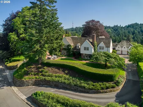 1840 SW Hawthorne Ter, Portland, OR 97201