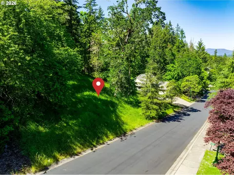 rockridge loop, Eugene, OR 97405 photo 8