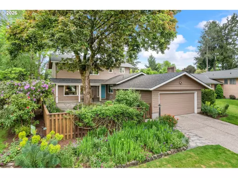 6710 SW 11th Dr, Portland, OR 97219
