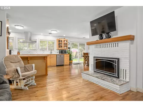 Kitchen - 2760 Elysium Ave, Eugene, OR 97401 photo 1 of 5