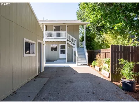 Exterior - 32781 E Pearl St, Eugene, OR 97408 photo 6 of 6