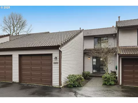 12153 SE 104th Ct, Happy Valley, OR 97086