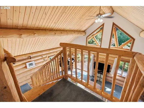 282 Edgewater Dr, Carson, WA 98610 photo 15