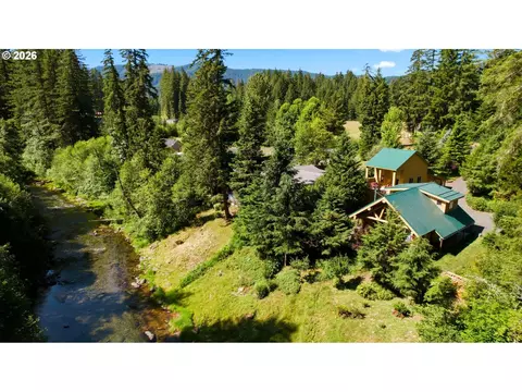 282 Edgewater Dr, Carson, WA 98610 photo 2