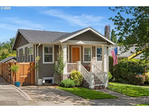 2839 NW Savier St, Portland, OR 97210