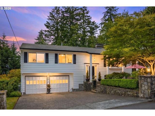 1662 Fircrest Dr, Lake Oswego, OR 97034