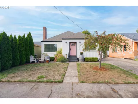 1908 Grant St, Vancouver, WA 98660