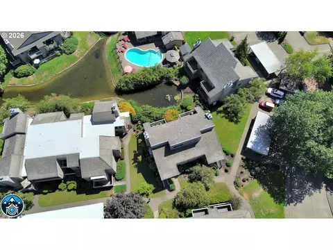 View/Area - 1932 Lake Isle Dr, Eugene, OR 97401 photo 5 of 5