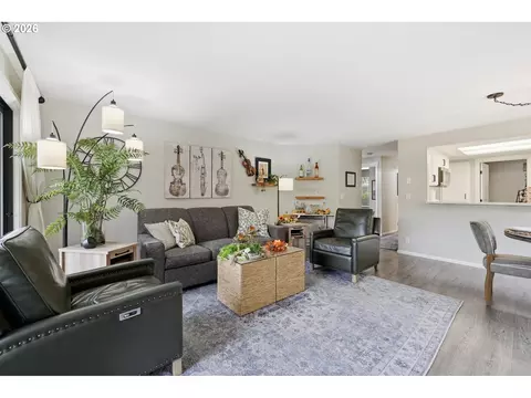 Living - 1932 Lake Isle Dr, Eugene, OR 97401 photo 2 of 3