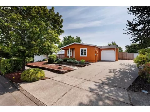 3251 B St, Forest Grove, OR 97116
