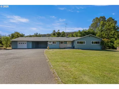 4769 N Umpqua Hwy, Roseburg, OR 97470