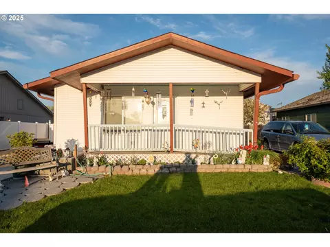 515 SE 6th St, Hermiston, OR 97838