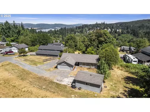 30186 Sandy Ln, Rainier, OR 97048 photo 1