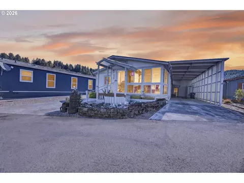 100 River Bend Rd #119, Reedsport, OR 97467