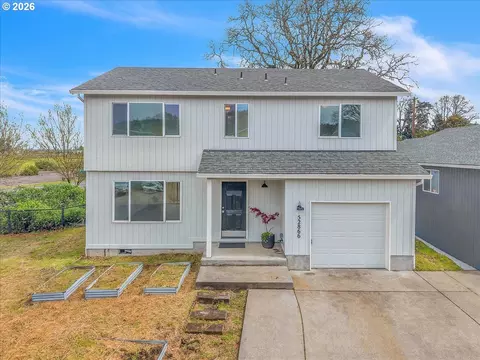 52866 NE 2nd St, Scappoose, OR 97056
