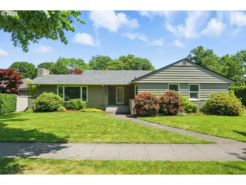 1002 Kessler Blvd, Longview, WA 98632