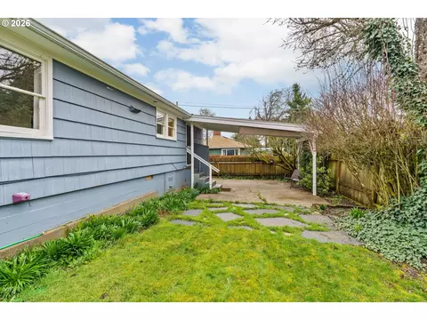 Exterior - 84 W 27th Ave, Eugene, OR 97405 photo 4 of 6