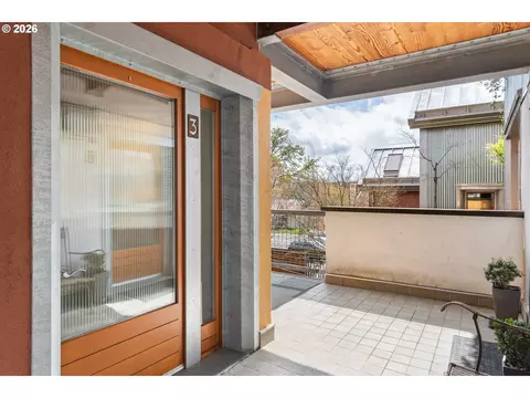 Exterior - 321 Mill St #3, Eugene, OR 97401 photo 3 of 11