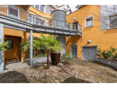 Exterior - 321 Mill St #3, Eugene, OR 97401 photo 2 of 11