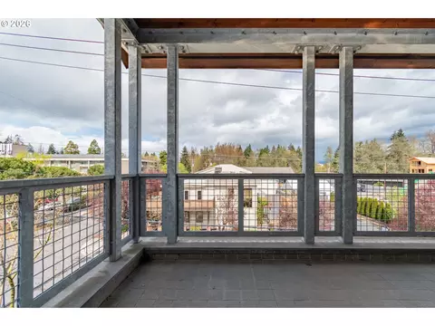 Exterior - 321 Mill St #3, Eugene, OR 97401 photo 6 of 11