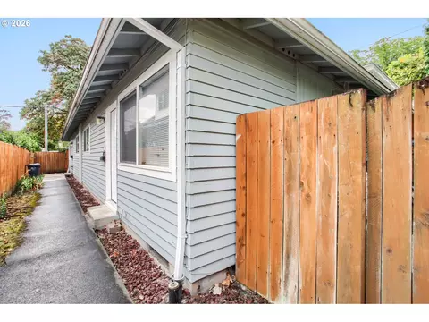 4414 SE 64th Ave, Portland, OR 97206