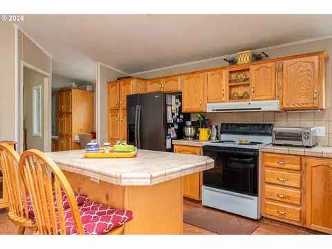 1949 SE Palmquist Rd #4, Gresham, OR 97080 photo 8