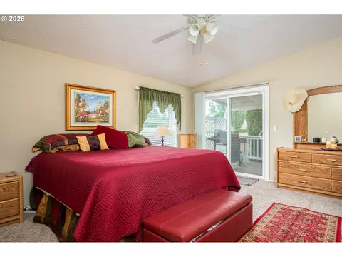 1949 SE Palmquist Rd #4, Gresham, OR 97080 photo 25
