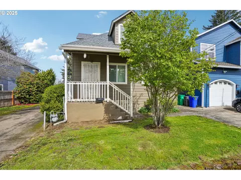 8511 NE Brazee St, Portland, OR 97220