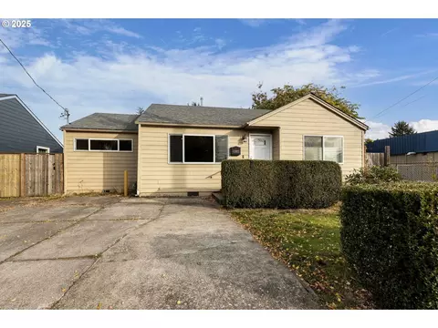 11023 NE Glisan St, Portland, OR 97220