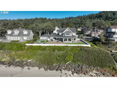 286 Kenai St, Cannon Beach, OR 97110