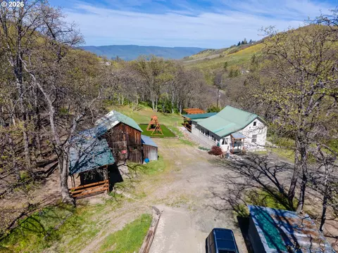 4625 Orchard Rd, The Dalles, OR 97058