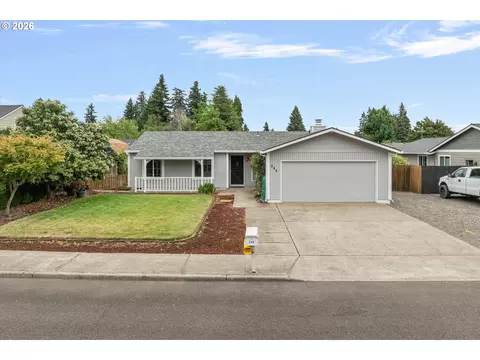 246 SW 9th Ave, Canby, OR 97013