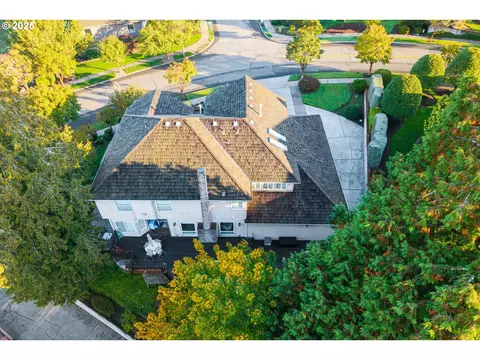 View/Area - 2925 SE Cleveland Dr, Gresham, OR 97080 photo 4 of 4