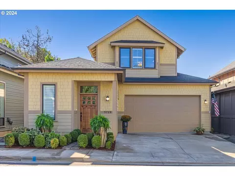 9728 SW Carmina Ln, Beaverton, OR 97005